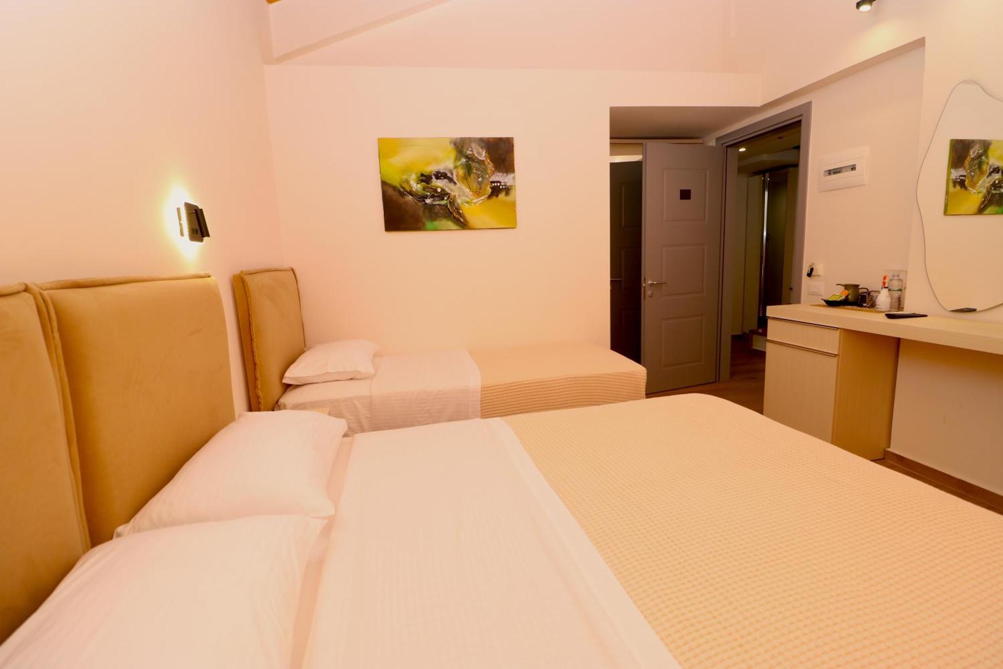 Fegi Rooms Хімара Екстер'єр фото